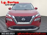 Used 2023 Nissan Rogue SV image 2