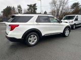 Certified 2022 Ford Explorer XLT w/ Equipment Group 202A image 4