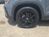 Used 2024 Volkswagen Taos SE image 5