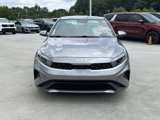 Used 2023 Kia Forte LXS image 3