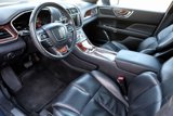 Used 2018 Lincoln Continental Select image 3
