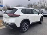 Used 2023 Nissan Rogue SV image 4