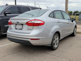 Used 2017 Ford Fiesta SE image 3