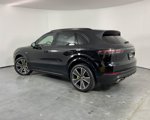 Used 2019 Porsche Cayenne E-Hybrid image 3