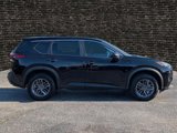 Used 2023 Nissan Rogue S image 3