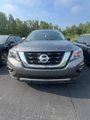 Used 2017 Nissan Pathfinder Platinum image 2