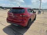 Used 2017 Nissan Rogue SV image 3