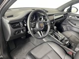 Certified 2024 Porsche Macan image 4