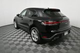 Certified 2025 Porsche Macan image 3