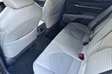 Used 2021 Toyota Camry SE image 3