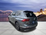 Used 2021 Volkswagen Tiguan SE w/ Panoramic Sunroof Package image 3