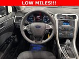 Used 2016 Ford Fusion SE image 2