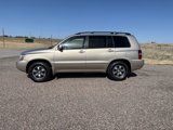 Used 2005 Toyota Highlander 4WD V6 w/ 3rd Row image 2