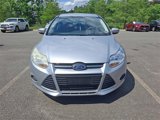 Used 2013 Ford Focus SE w/ SE Winter Pkg image 2