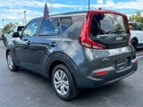 Certified 2022 Kia Soul LX image 2
