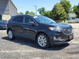 Used 2020 Ford Edge Titanium image 2