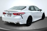 Used 2020 Toyota Camry SE image 2