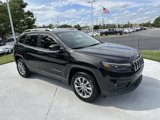 Used 2019 Jeep Cherokee Latitude Plus image 2