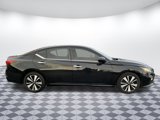 Used 2022 Nissan Altima 2.5 SV image 2