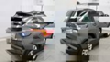 Used 2022 Ford Escape SE image 6