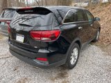Used 2019 Kia Sorento LX image 4