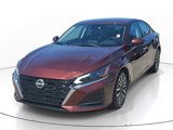Used 2023 Nissan Altima 2.5 SV image 3
