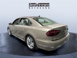 Used 2017 Volkswagen Passat 1.8T SE image 3