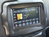 Used 2021 Jeep Renegade Latitude image 3