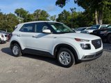 Used 2022 Hyundai Venue SE image 3