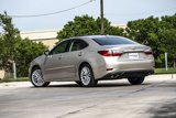 Used 2016 Lexus ES 350 w/ Luxury Package image 3