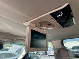 Used 2016 Chevrolet Suburban LT image 6