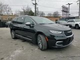 New 2025 Chrysler Pacifica Pinnacle image 3