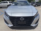 Used 2024 Nissan Altima 2.5 SV image 2