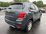 Used 2022 Chevrolet Trax LT w/ LT Convenience Package image 3