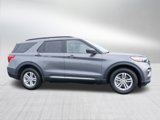 Used 2023 Ford Explorer XLT w/ Equipment Group 202A image 2