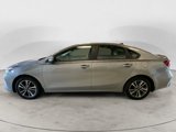 Used 2023 Kia Forte LXS image 2
