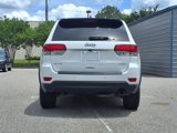 Used 2020 Jeep Grand Cherokee Laredo image 6