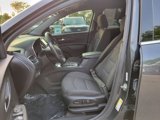 Used 2018 Chevrolet Equinox LT image 2