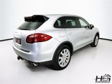 Used 2011 Porsche Cayenne Turbo image 6
