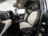 Used 2022 Hyundai Venue SEL image 4