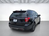 Used 2017 Ford Explorer XLT w/ Equipment Group 202A image 5