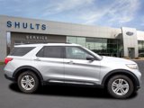Used 2021 Ford Explorer XLT w/ Equipment Group 202A image 4