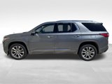 Used 2021 Chevrolet Traverse Premier image 2
