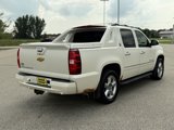 Used 2013 Chevrolet Avalanche LTZ image 5
