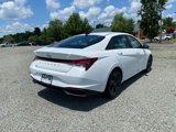 Used 2021 Hyundai Elantra SEL image 3