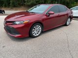 Used 2018 Toyota Camry L image 3