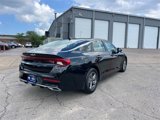 Used 2022 Kia K5 LXS image 3