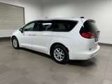 Used 2022 Chrysler Voyager LX image 4