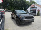 Used 2018 Jeep Grand Cherokee Altitude image 3