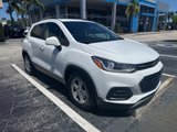 Certified 2022 Chevrolet Trax LT w/ LT Convenience Package image 2